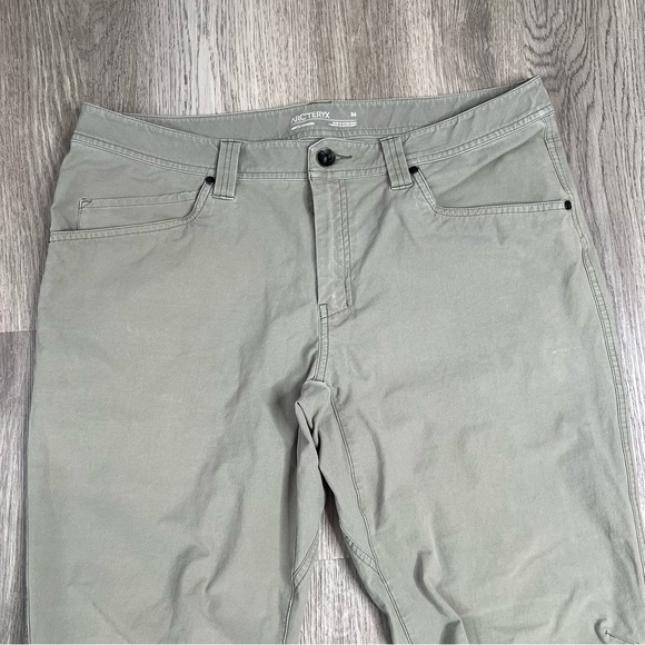 ARC'TERYX Levon Pants Men’s 36x32 Green Performance DWR Stretch Outdoors Hiking - Picture 3 of 10